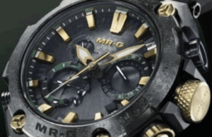 Kristalleştirilmiş Titanyum Çerçeveli Casio MRG-B2000RG-3A Saat Yolda