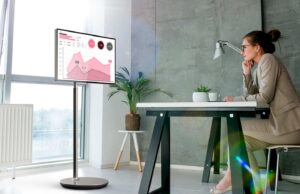 THOMSON Go Plus: 32” 4K Ultra HD Dokunmatik Taşınabilir Ekran Tanıtıldı