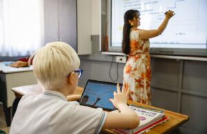 Türk Telekom TahtApp İle Az Gören Çocukların Eğitimine Işık Tutuyor