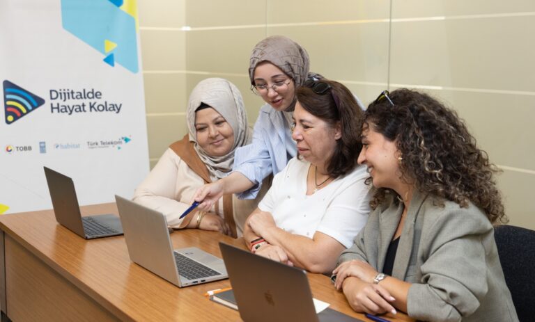 Dijitalde Hayat Kolay Projesiyle Kadın Girişimciler Güçleniyor