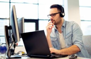 Küçük İşletmeler Siber Tehditlerin Yeni Hedefi: Mikro Şirketler Neden Büyük Risk Altında? Küçük işletmeler siber güvenlik