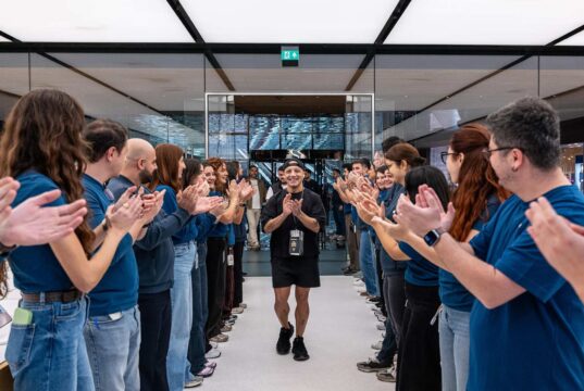 iPhone Duo Türkiye’de: Zenginin malı, züğürdün çenesini yorar!